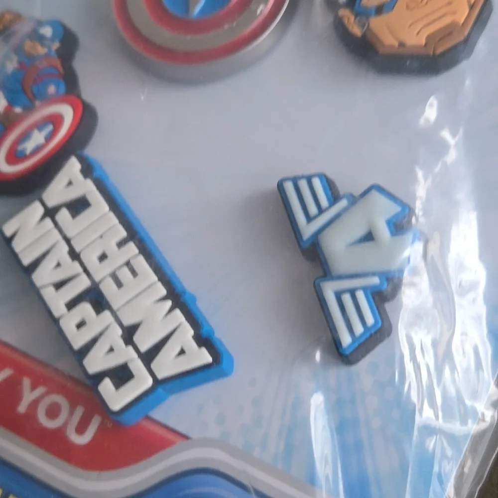 Crocs Charms - Picture 4 of 4